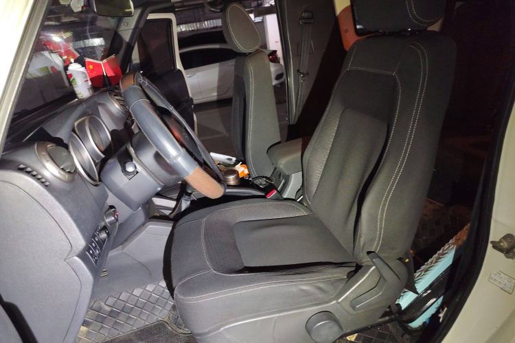 Used BAIC Off-Road BJ40 2014 2.4L Manual Cross-Country Edition Left Front Seat
