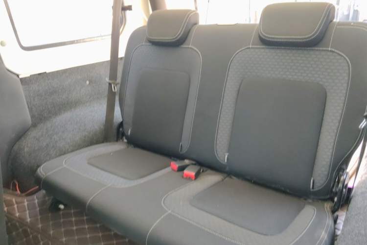 Used BAIC Off-Road BJ40 2014 2.4L Manual Cross-Country Edition Left Rear Seat