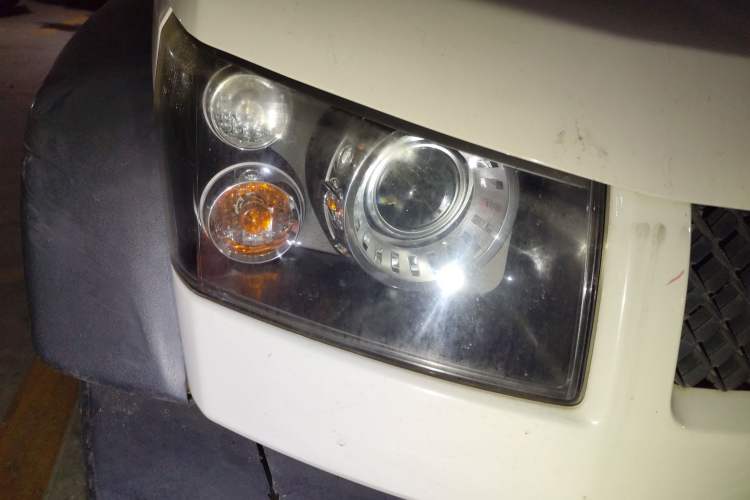 Used BAIC Off-Road BJ40 2014 2.4L Manual Cross-Country Edition Right Front Headlight