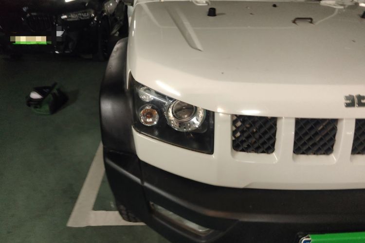Used BAIC Off-Road BJ40 2014 2.4L Manual Cool Wilderness Edition Right Front Headlight