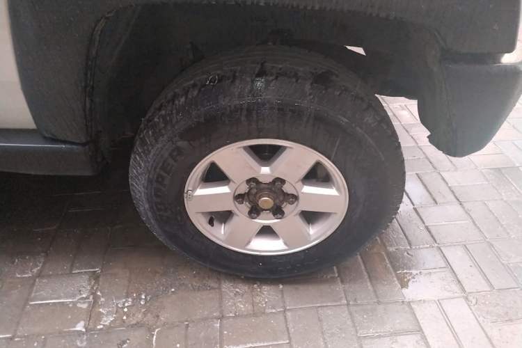 Used BAIC Off-Road BJ40 2014 2.4L Manual Cross-Country Edition Right Front Wheel Hub