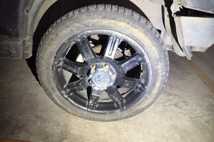 Used BAIC Off-Road BJ40 2014 2.4L Manual Cross-Country Edition Right Front Wheel Hub