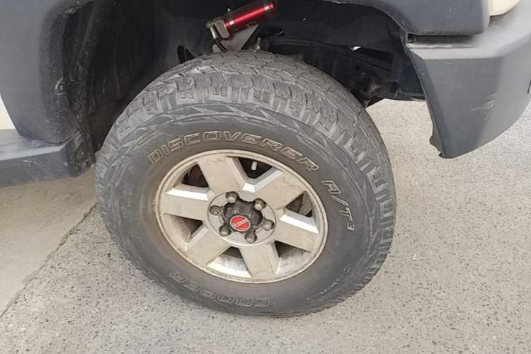 Used BAIC Off-Road BJ40 2014 2.4L Manual Cross-Country Edition Right Front Wheel Hub