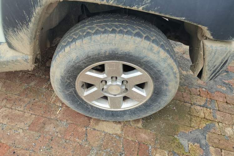 Used BAIC Off-Road BJ40 2014 2.4L Manual Cross-Country Edition Right Front Wheel Hub