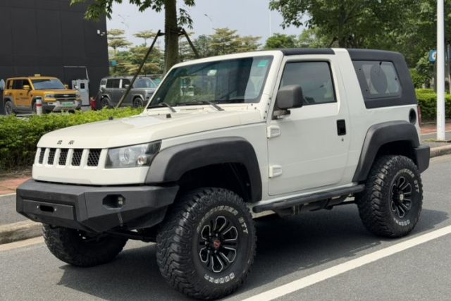 Used BAIC Off-Road BJ40 2014 2.4L Manual Cross-Country Edition