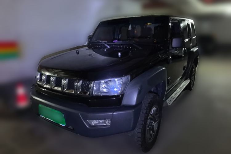 Used BAIC Off-Road BJ40 2016 40L 2.3T Automatic All-Wheel Drive Premium Edition Guazi used car, China used car export, Used car for sale, Used cars, Cheapest cars for sale