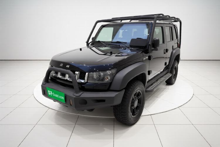 Ojetý BAIC Off-Road BJ40 2016 40L 2.3T Automatic All-Wheel Drive Premium Edition Guazi used car, China used car export, Used car for sale, Used  cars, Cheapest cars for sale