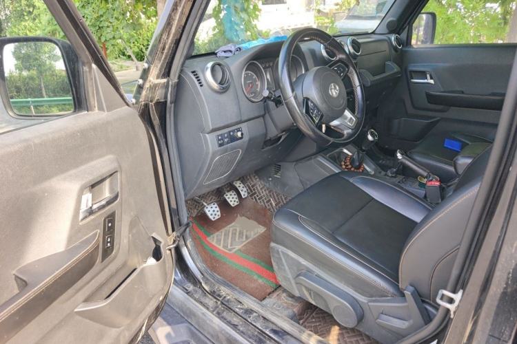 Used BAIC Off-Road BJ40 2016 40L 2.0T Manual All-Wheel Drive Prestige Edition Driver Seat