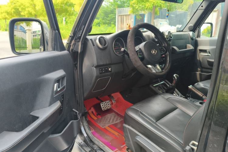 Used BAIC Off-Road BJ40 2016 40L 2.3T Automatic All-Wheel Drive Premium Edition Driver Seat