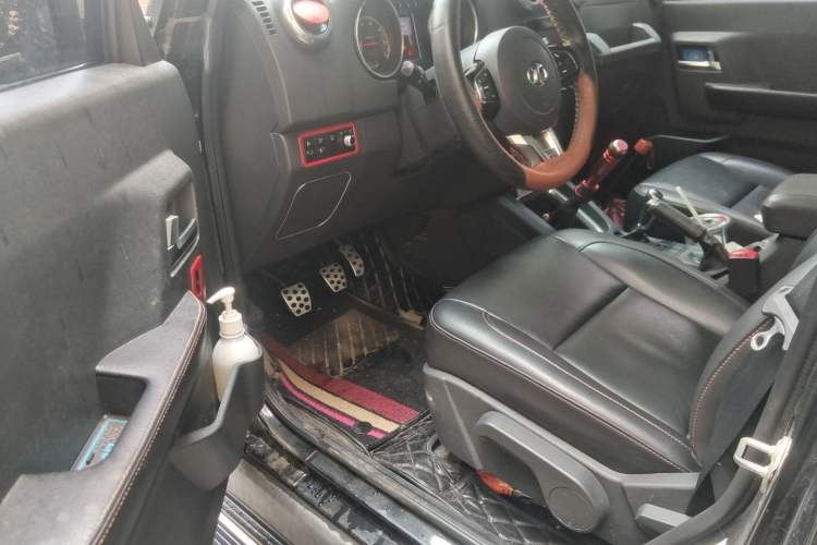Used BAIC Off-Road BJ40 2016 40L 2.0T Manual All-Wheel Drive Prestige Edition Driver Seat