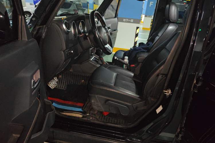 Used BAIC Off-Road BJ40 2016 40L 2.3T Automatic All-Wheel Drive Premium Edition Driver Seat