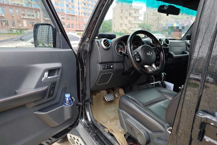 Used BAIC Off-Road BJ40 2016 40L 2.3T Automatic All-Wheel Drive Premium Edition Driver Seat