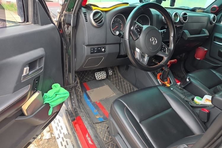 Used BAIC Off-Road BJ40 2016 40L 2.3T Automatic All-Wheel Drive Premium Edition Driver Seat