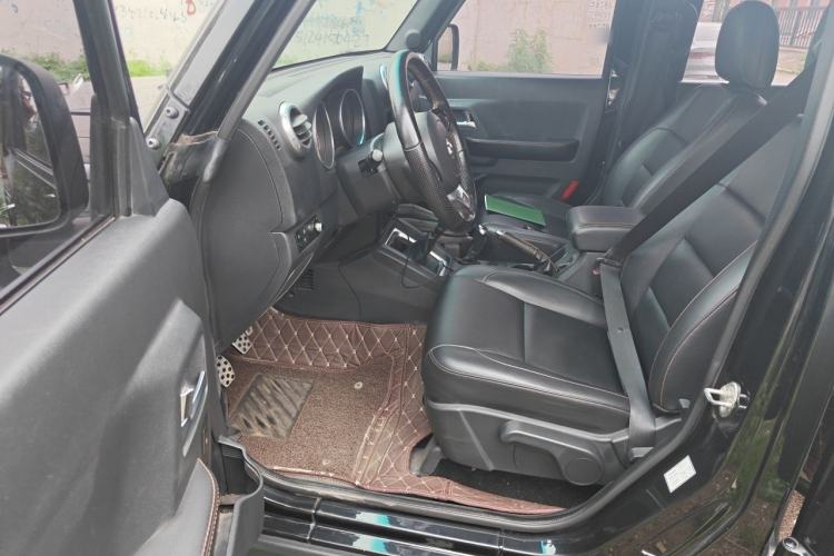 Used BAIC Off-Road BJ40 2016 40L 2.0T Manual All-Wheel Drive Prestige Edition Driver Seat