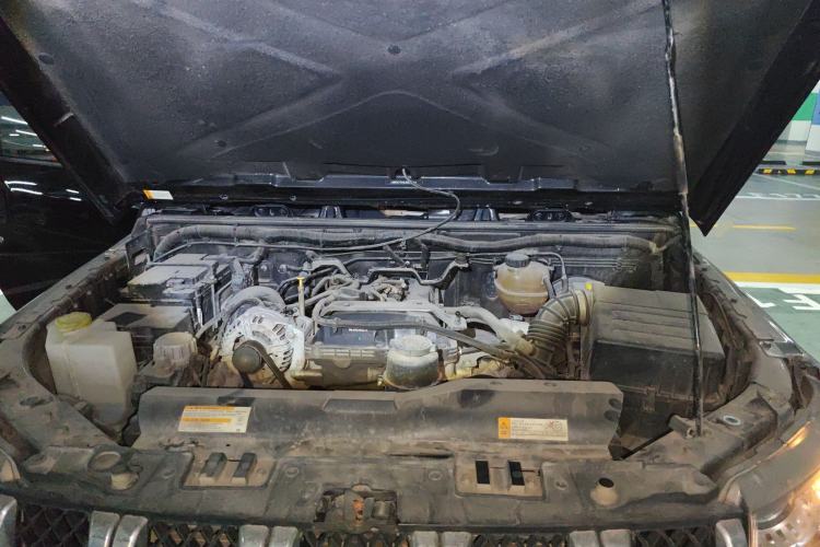 Used BAIC Off-Road BJ40 2016 40L 2.3T Automatic All-Wheel Drive Premium Edition Engine Bay