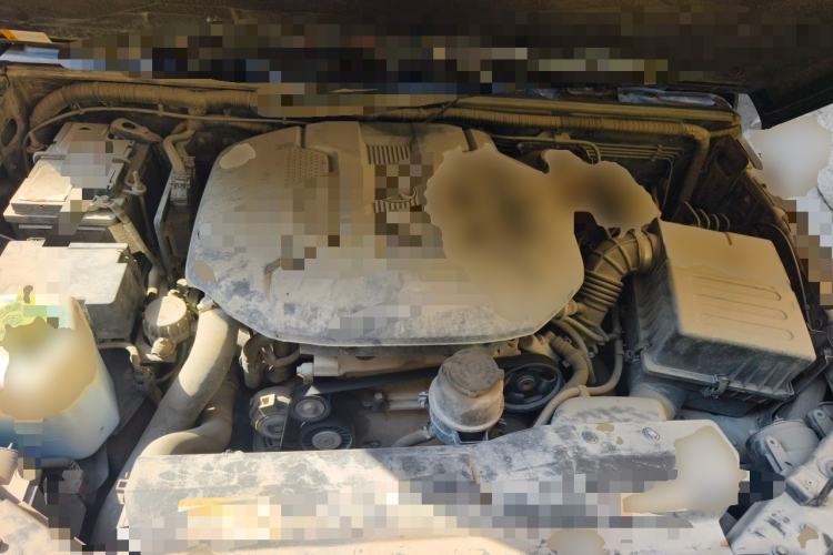 Used BAIC Off-Road BJ40 2016 2.0T Manual Two-Wheel Drive Prestige Edition Engine Bay