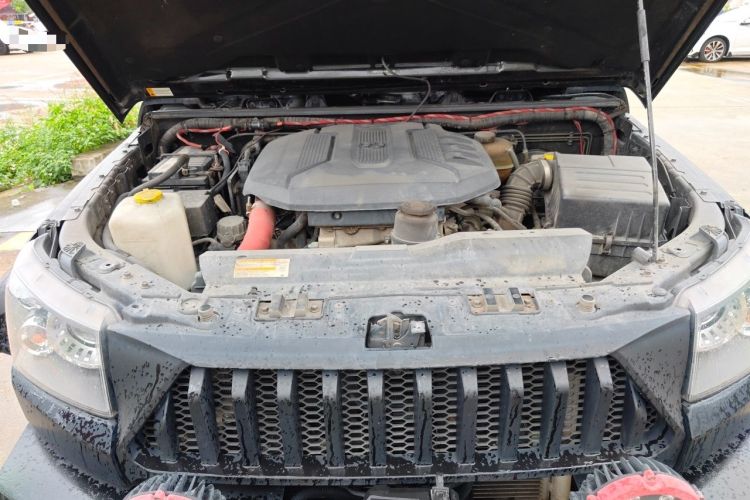 Used BAIC Off-Road BJ40 2016 40L 2.3T Automatic All-Wheel Drive Premium Edition Engine Bay