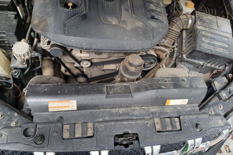 Used BAIC Off-Road BJ40 2016 40L 2.3T Automatic All-Wheel Drive Premium Edition Engine Bay
