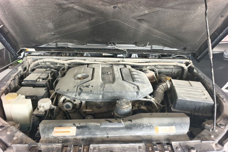 Used BAIC Off-Road BJ40 2016 40L 2.3T Automatic All-Wheel Drive Premium Edition Engine Bay