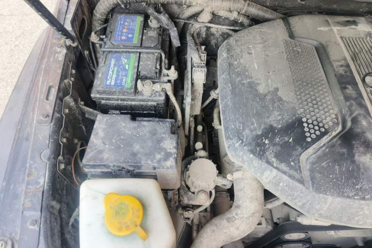 Used BAIC Off-Road BJ40 2016 40L 2.3T Automatic All-Wheel Drive Premium Edition Engine Bay Right