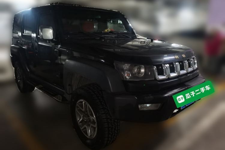 Used BAIC Off-Road BJ40 2016 40L 2.3T Automatic All-Wheel Drive Premium Edition Exterior 2