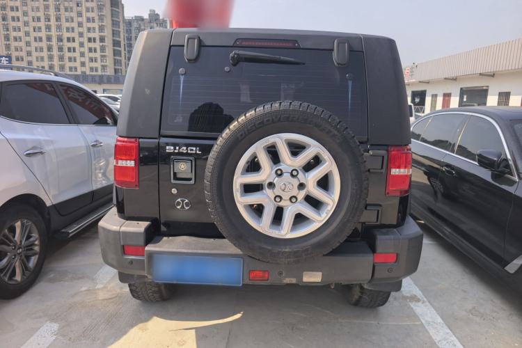 Used BAIC Off-Road BJ40 2016 40L 2.0T Manual All-Wheel Drive Prestige Edition Exterior 3