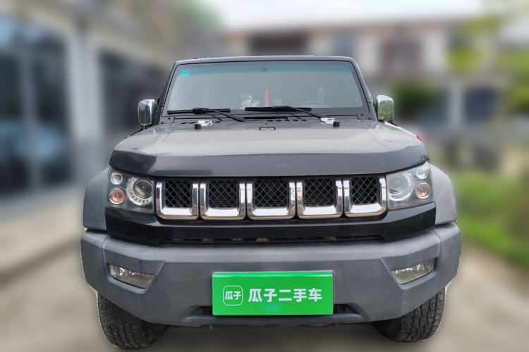 Used BAIC Off-Road BJ40 2016 40L 2.0T Manual All-Wheel Drive Prestige Edition Front