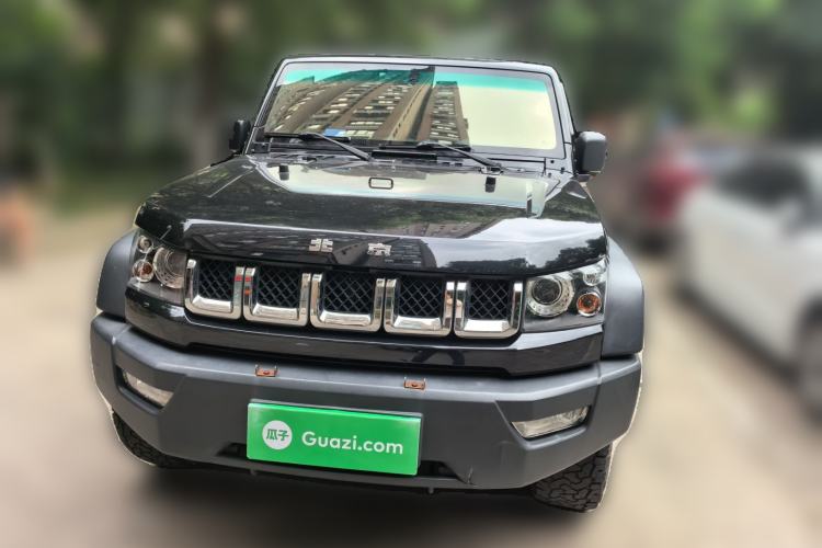 Used BAIC Off-Road BJ40 2016 40L 2.0T Manual Two-Wheel Drive Luxury Edition Front