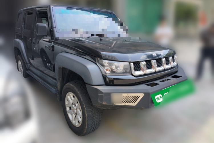 Used BAIC Off-Road BJ40 2016 40L 2.0T Manual All-Wheel Drive Prestige Edition Front Right 45 Deg