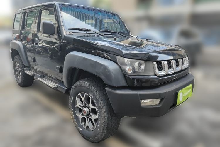 Used BAIC Off-Road BJ40 2016 40L 2.3T Automatic All-Wheel Drive Premium Edition Front Right 45 Deg
