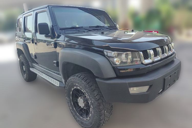Used BAIC Off-Road BJ40 2016 40L 2.3T Automatic All-Wheel Drive Premium Edition Front Right 45 Deg