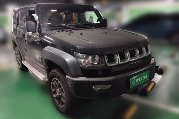 Used BAIC Off-Road BJ40 2016 40L 2.3T Automatic All-Wheel Drive Premium Edition Front Right 45 Deg