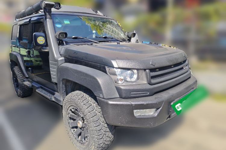 Used BAIC Off-Road BJ40 2016 40L 2.3T Automatic All-Wheel Drive Premium Edition Front Right 45 Deg