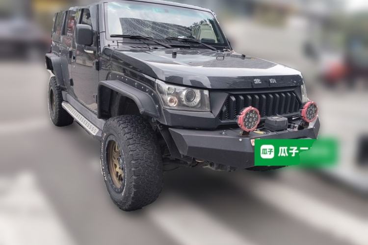 Used BAIC Off-Road BJ40 2016 2.3T Automatic Four-Wheel Drive Premium Edition Front Right 45 Deg