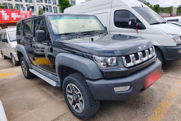 Used BAIC Off-Road BJ40 2016 40L 2.3T Automatic All-Wheel Drive Premium Edition Front Right 45 Deg