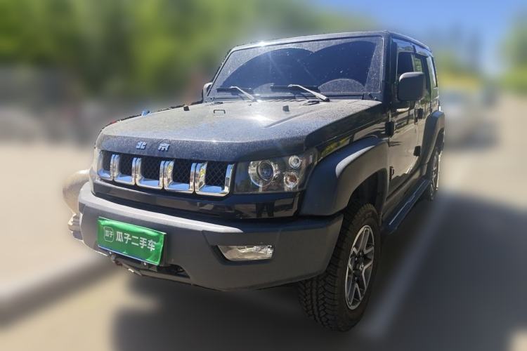 Used BAIC Off-Road BJ40 2016 40L 2.3T Automatic All-Wheel Drive Premium Edition Guazi used car, China used car export, Used car for sale, Used cars, Cheapest cars for sale