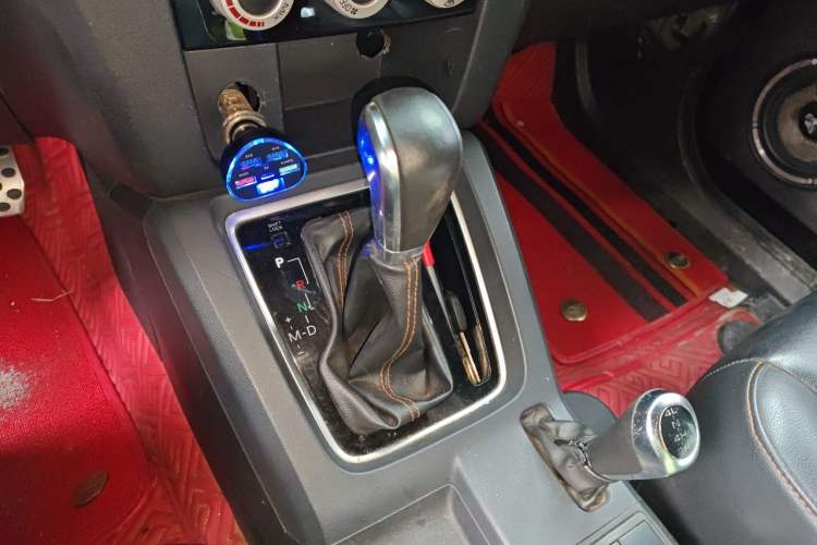 Used BAIC Off-Road BJ40 2016 40L 2.3T Automatic All-Wheel Drive Premium Edition Gear Lever