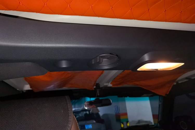 Used BAIC Off-Road BJ40 2016 40L 2.3T Automatic All-Wheel Drive Premium Edition Headliner