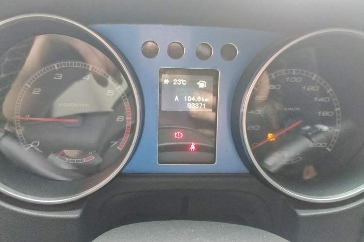 Used BAIC Off-Road BJ40 2016 40L 2.0T Manual All-Wheel Drive Prestige Edition Instrument Cluster