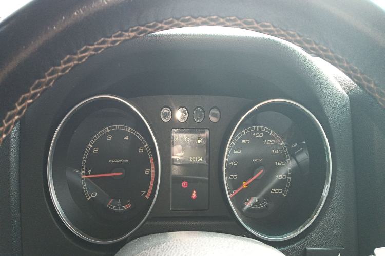 Used BAIC Off-Road BJ40 2016 40L 2.3T Automatic Two-Wheel Drive Prestige Edition Instrument Cluster