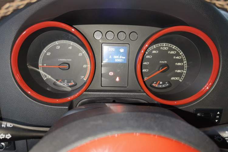 Used BAIC Off-Road BJ40 2016 40L 2.3T Automatic All-Wheel Drive Premium Edition Instrument Cluster