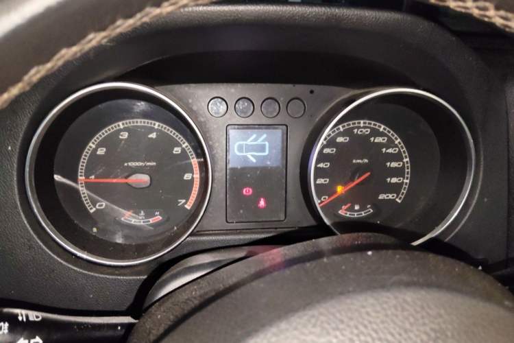 Used BAIC Off-Road BJ40 2016 40L 2.3T Automatic All-Wheel Drive Premium Edition Instrument Cluster