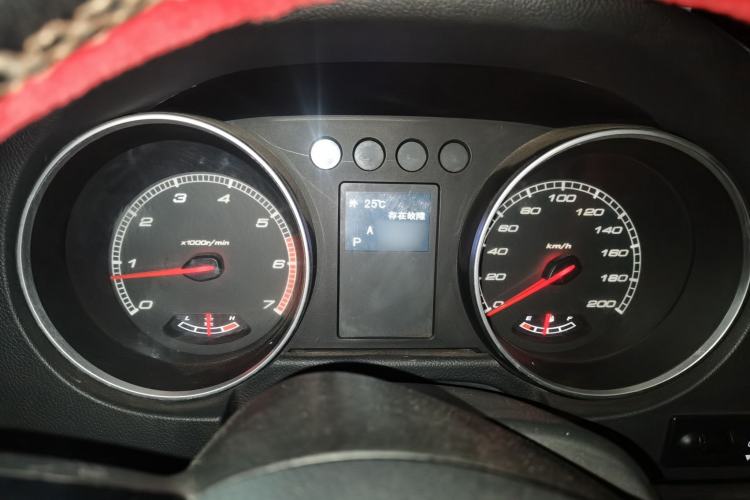 Used BAIC Off-Road BJ40 2016 40L 2.3T Automatic All-Wheel Drive Premium Edition Instrument Cluster
