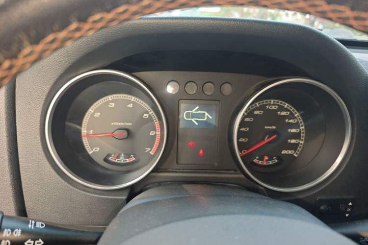 Used BAIC Off-Road BJ40 2016 40L 2.3T Automatic All-Wheel Drive Premium Edition Instrument Cluster