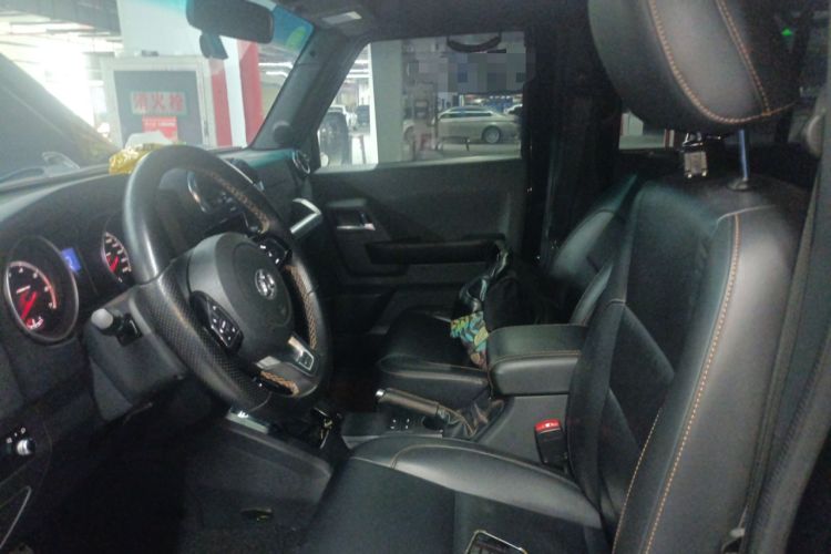 Used BAIC Off-Road BJ40 2016 40L 2.3T Automatic Two-Wheel Drive Prestige Edition Left Front Seat