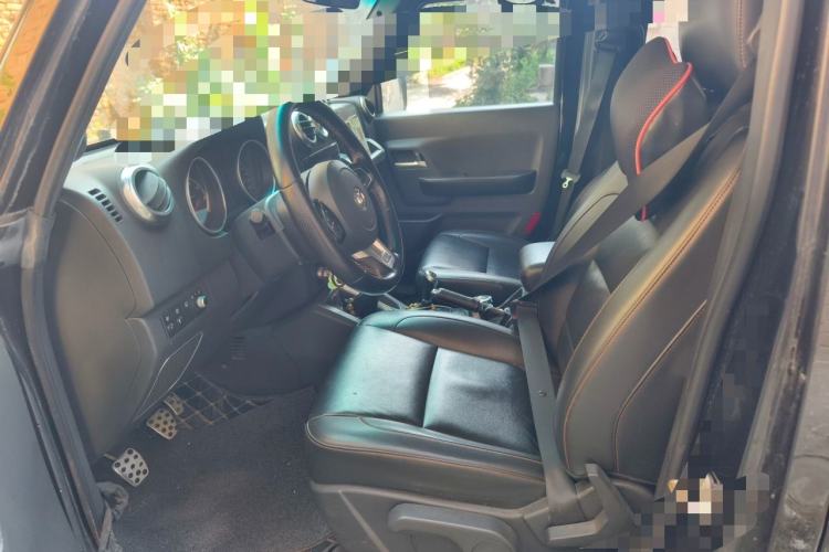 Used BAIC Off-Road BJ40 2016 2.0T Manual Two-Wheel Drive Prestige Edition Left Front Seat