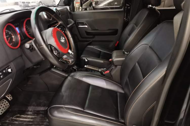 Used BAIC Off-Road BJ40 2016 40L 2.3T Automatic All-Wheel Drive Premium Edition Left Front Seat