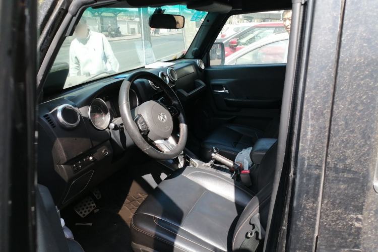 Used BAIC Off-Road BJ40 2016 40L 2.3T Automatic All-Wheel Drive Premium Edition Left Front Seat