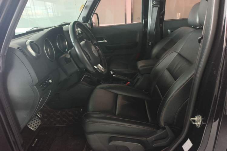 Used BAIC Off-Road BJ40 2016 40L 2.3T Automatic All-Wheel Drive Premium Edition Left Front Seat