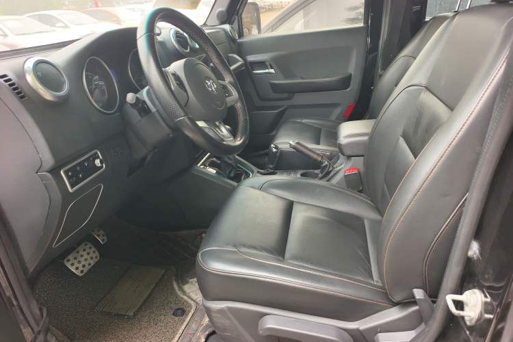Used BAIC Off-Road BJ40 2016 40L 2.3T Automatic All-Wheel Drive Premium Edition Left Front Seat